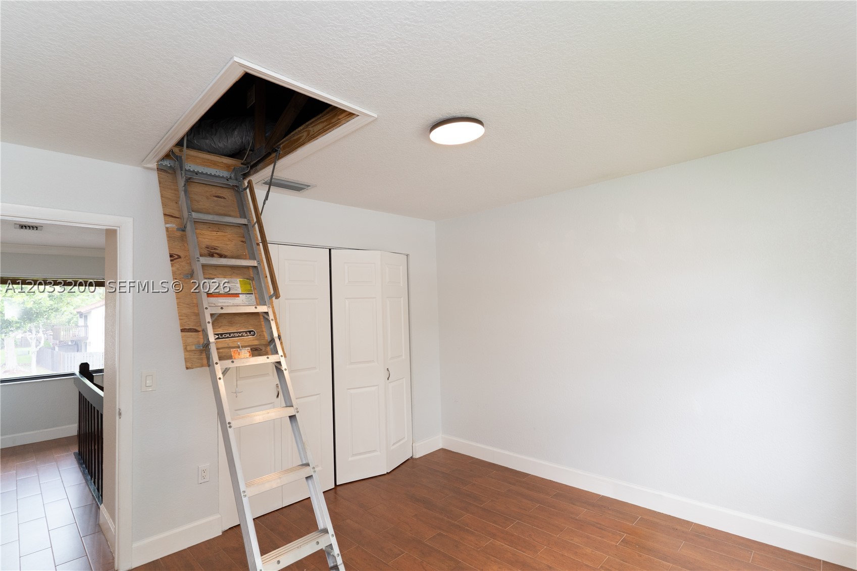 CROSSINGS VILG HOMES COND - Residential