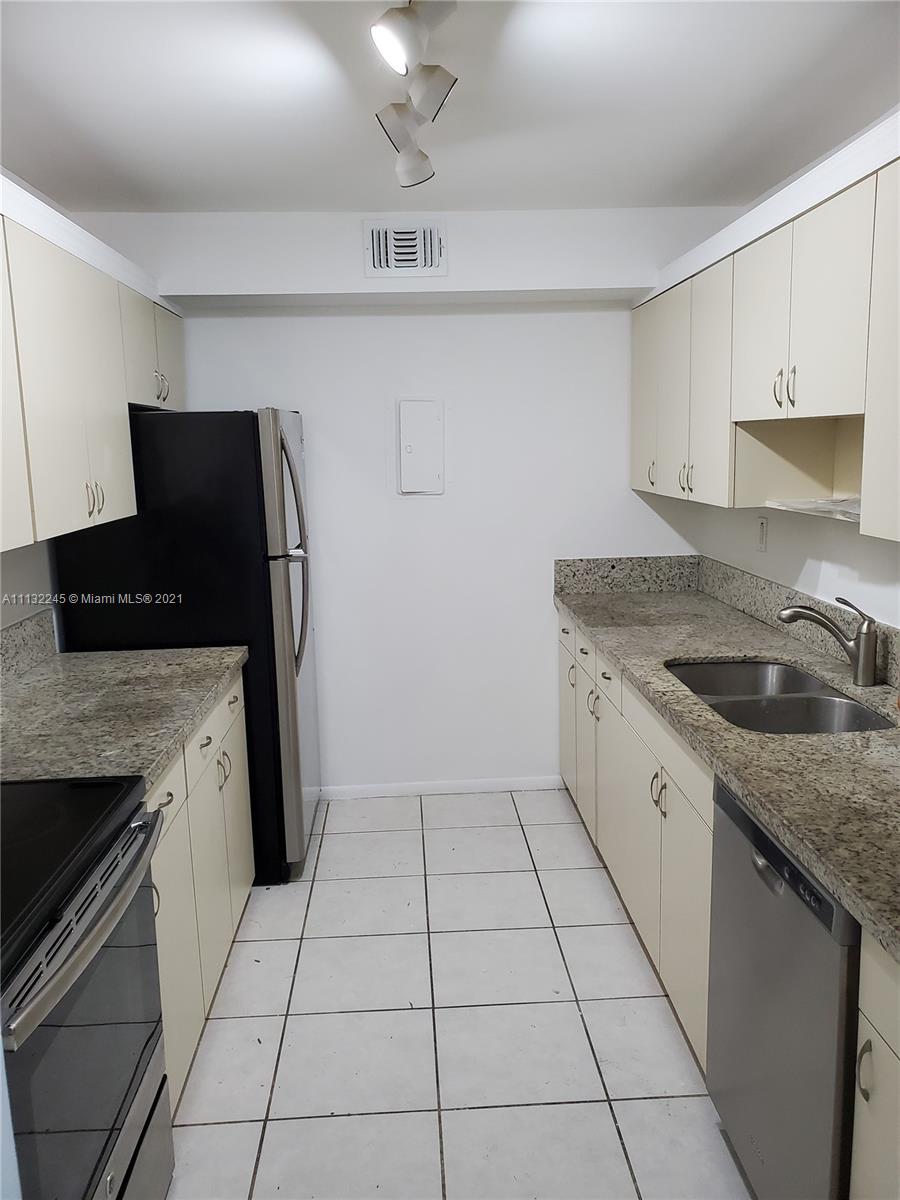 MAGALUF TOWERS CONDO - Residential Lease