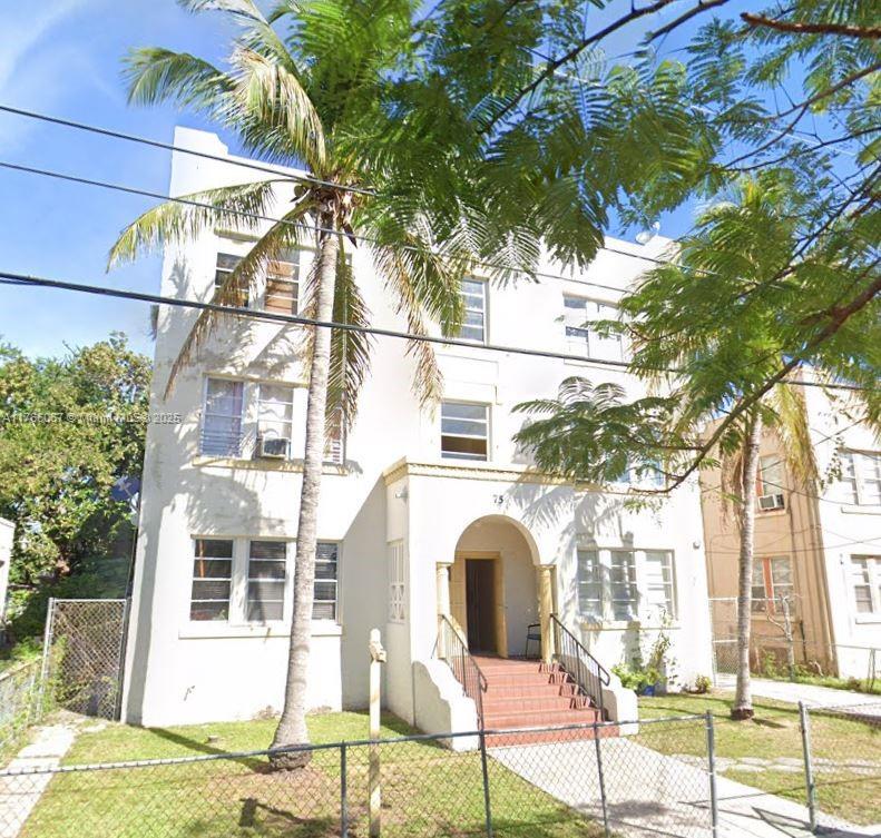 GLENROYAL SUB - Residential Lease