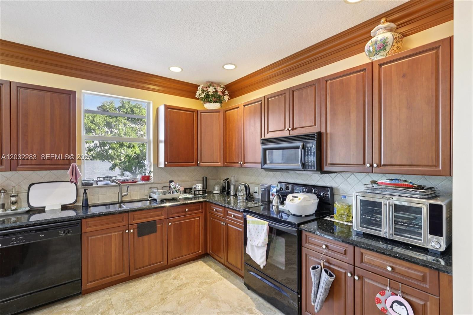 RIVIERA ISLES II - Residential