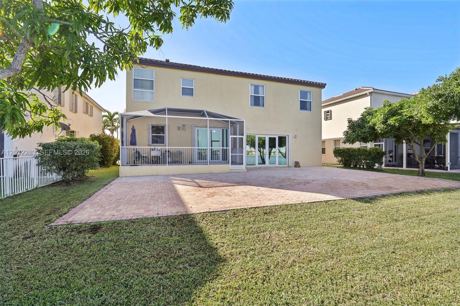 RIVIERA ISLES II - Residential