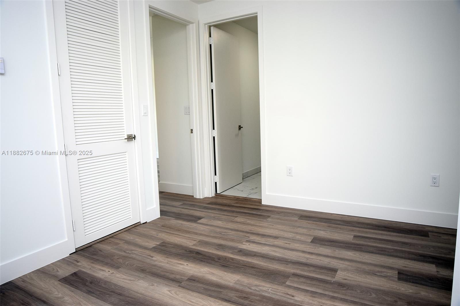 FLORANADA CENTER - Residential Lease