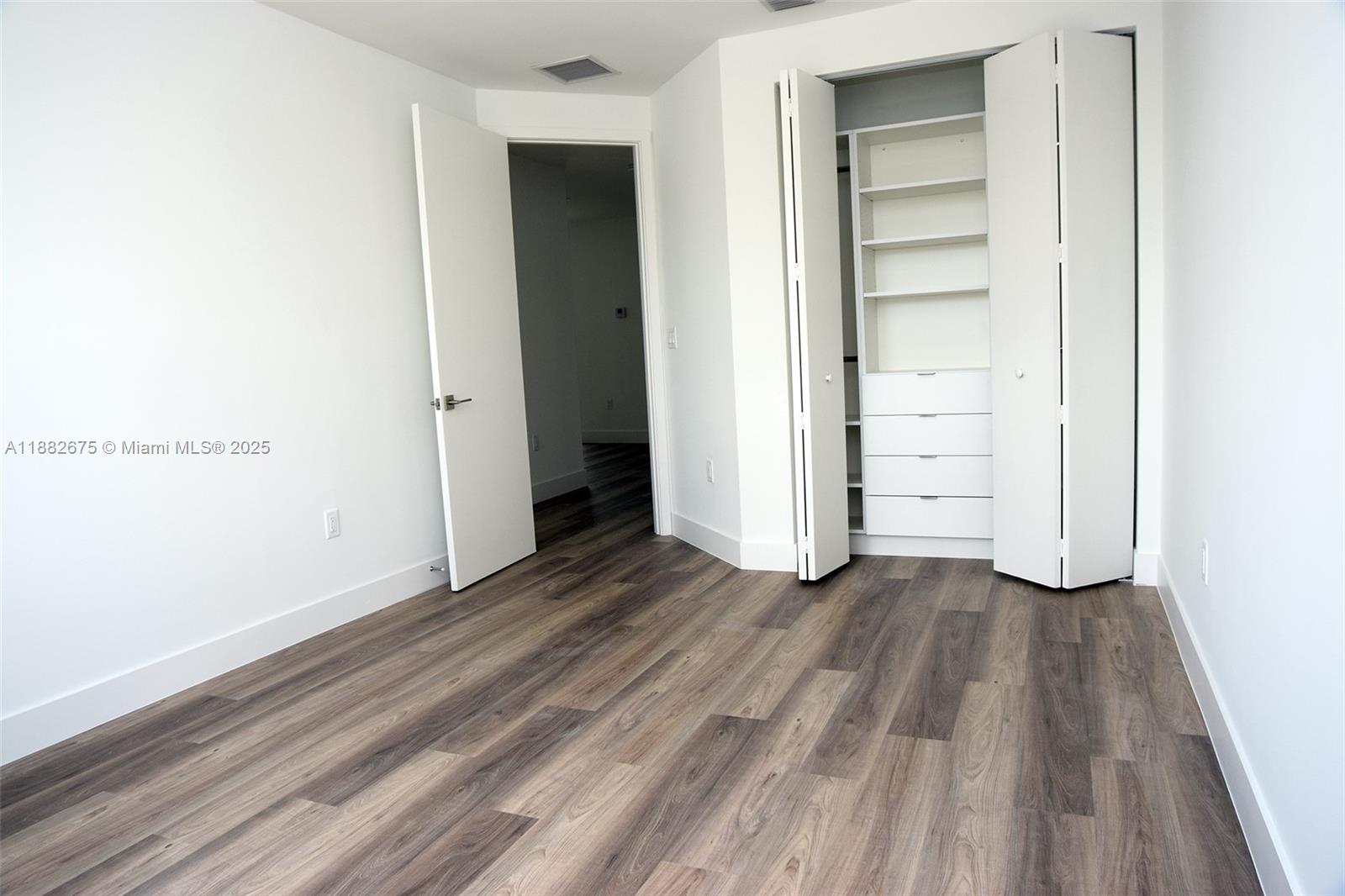 FLORANADA CENTER - Residential Lease