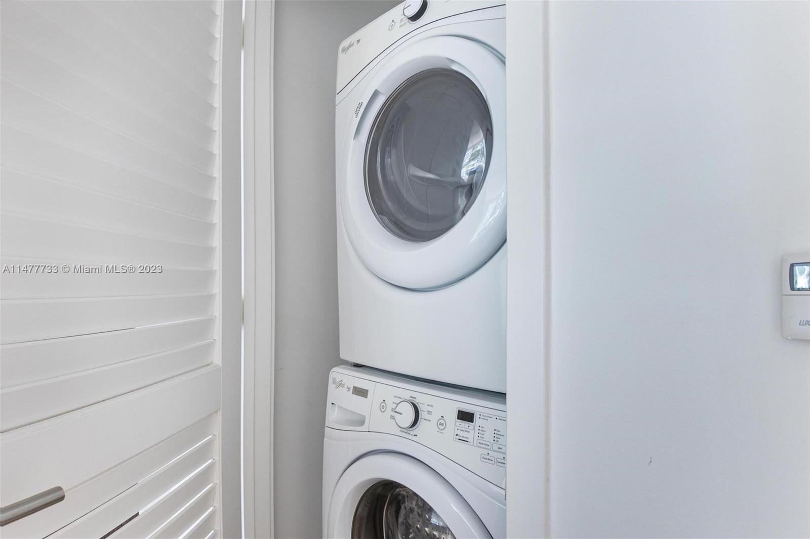 REACH CONDO - Residential