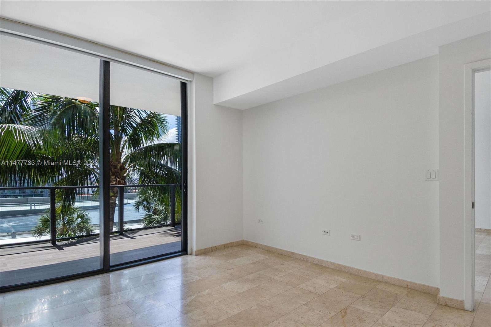 REACH CONDO - Residential