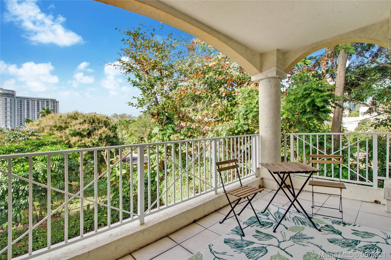 VILLA BRICKELL CONDO - Residential