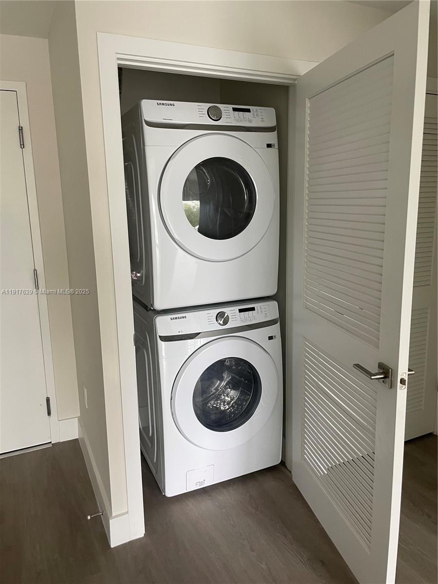 AESTHATIC APARTMENTS - Residential