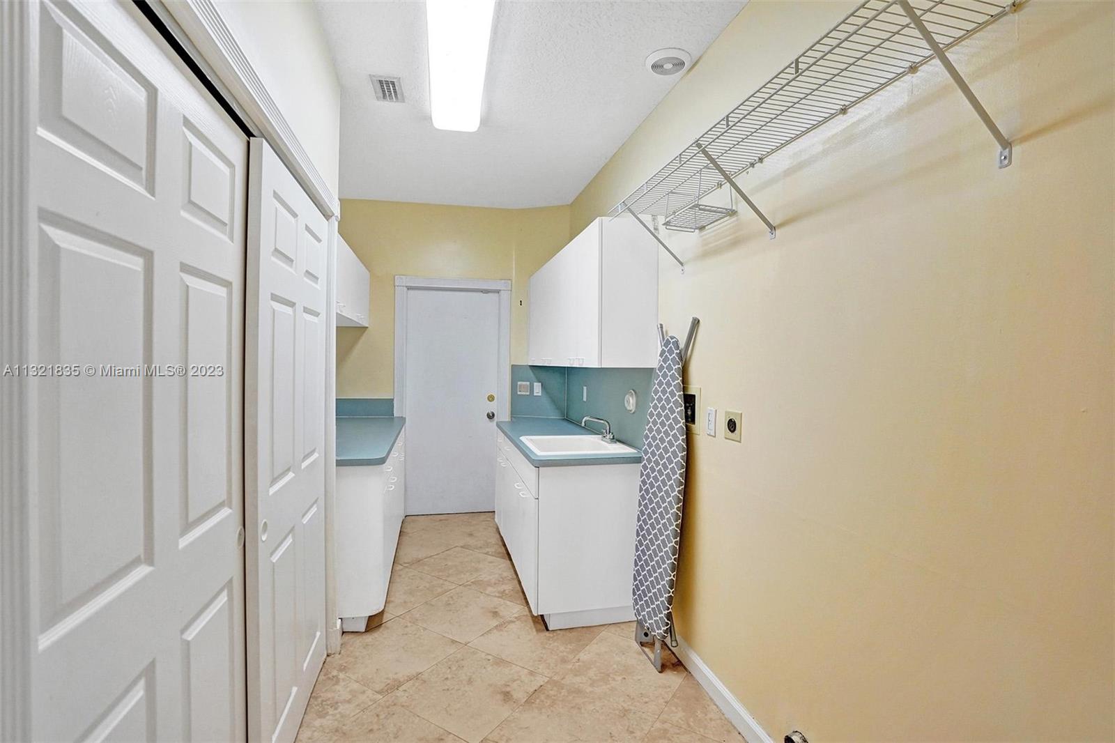 BENNINGTON - Residential Lease