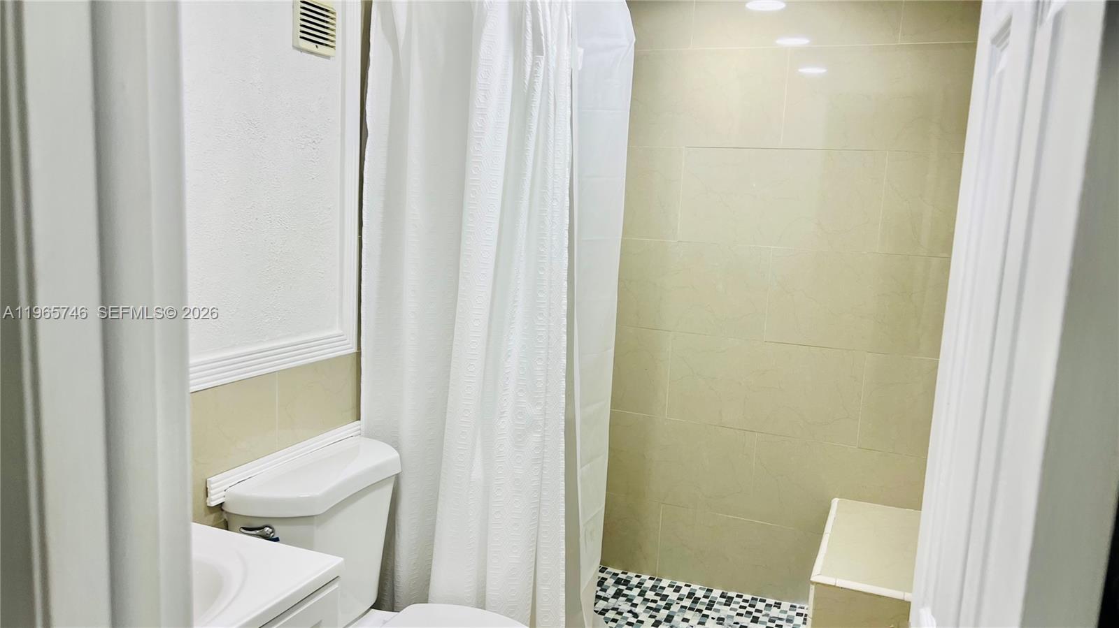 CYPRESS CLUB OF KENDALE C - Residential