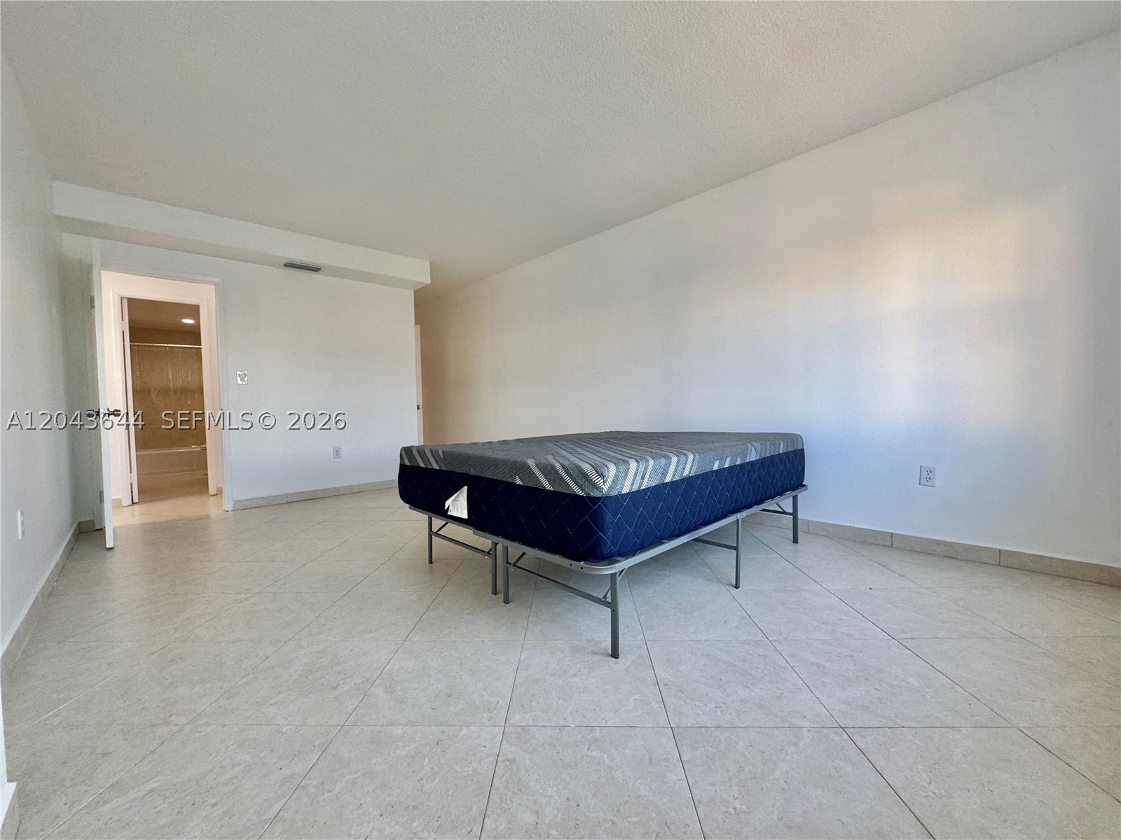 COASTAL TOWERS CONDO - Residential Lease