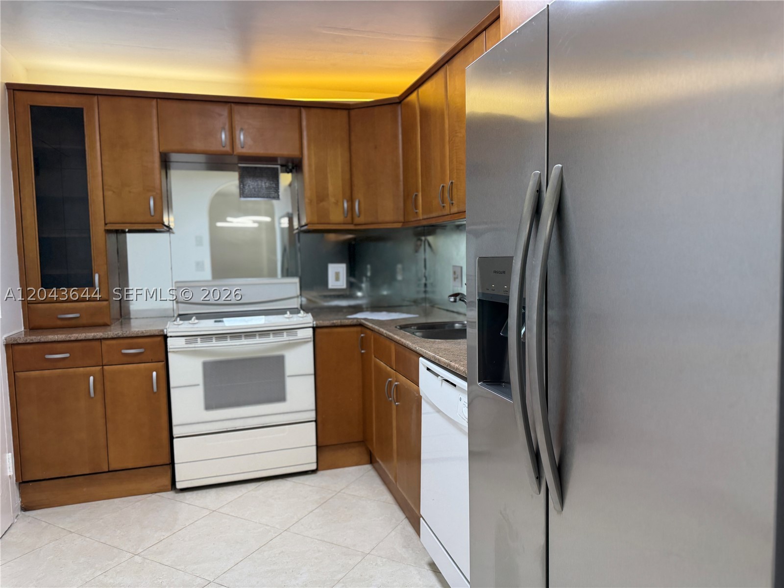 COASTAL TOWERS CONDO - Residential Lease