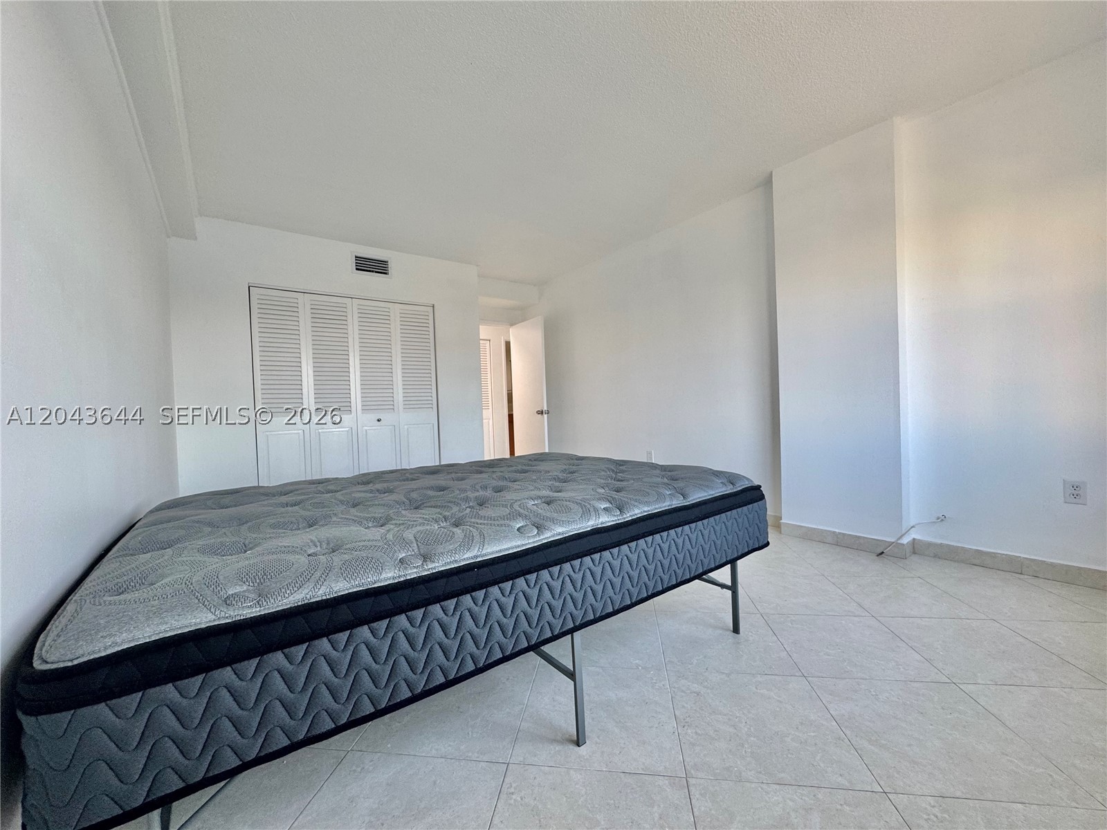 COASTAL TOWERS CONDO - Residential Lease