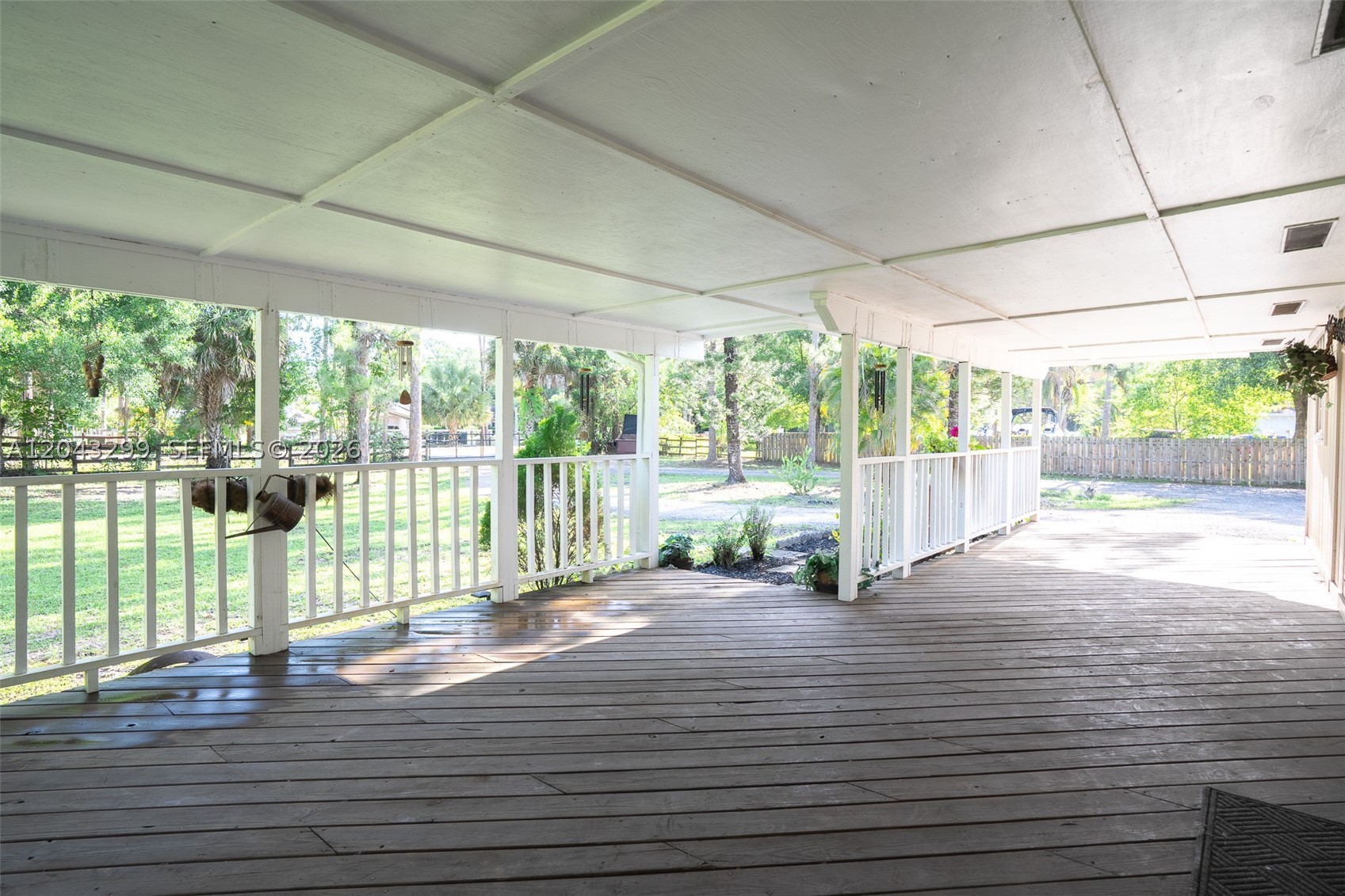 LOXAHATCHEE GROVES - Residential