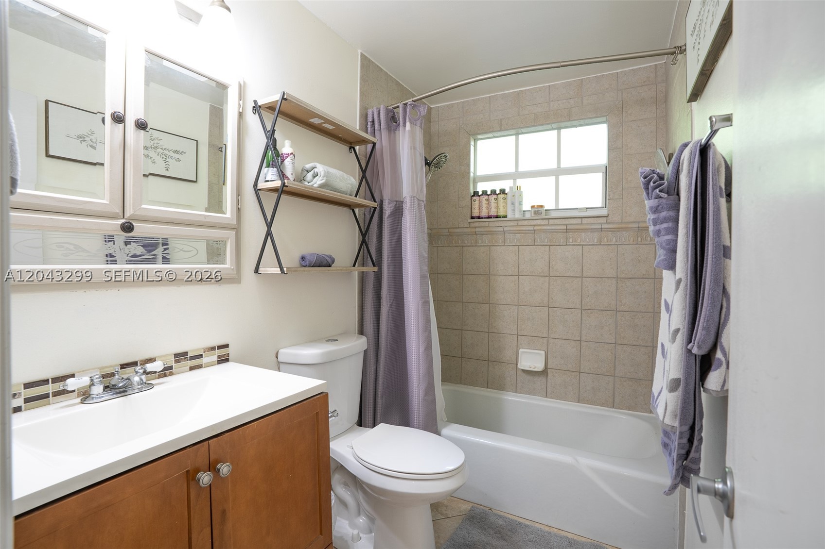 LOXAHATCHEE GROVES - Residential