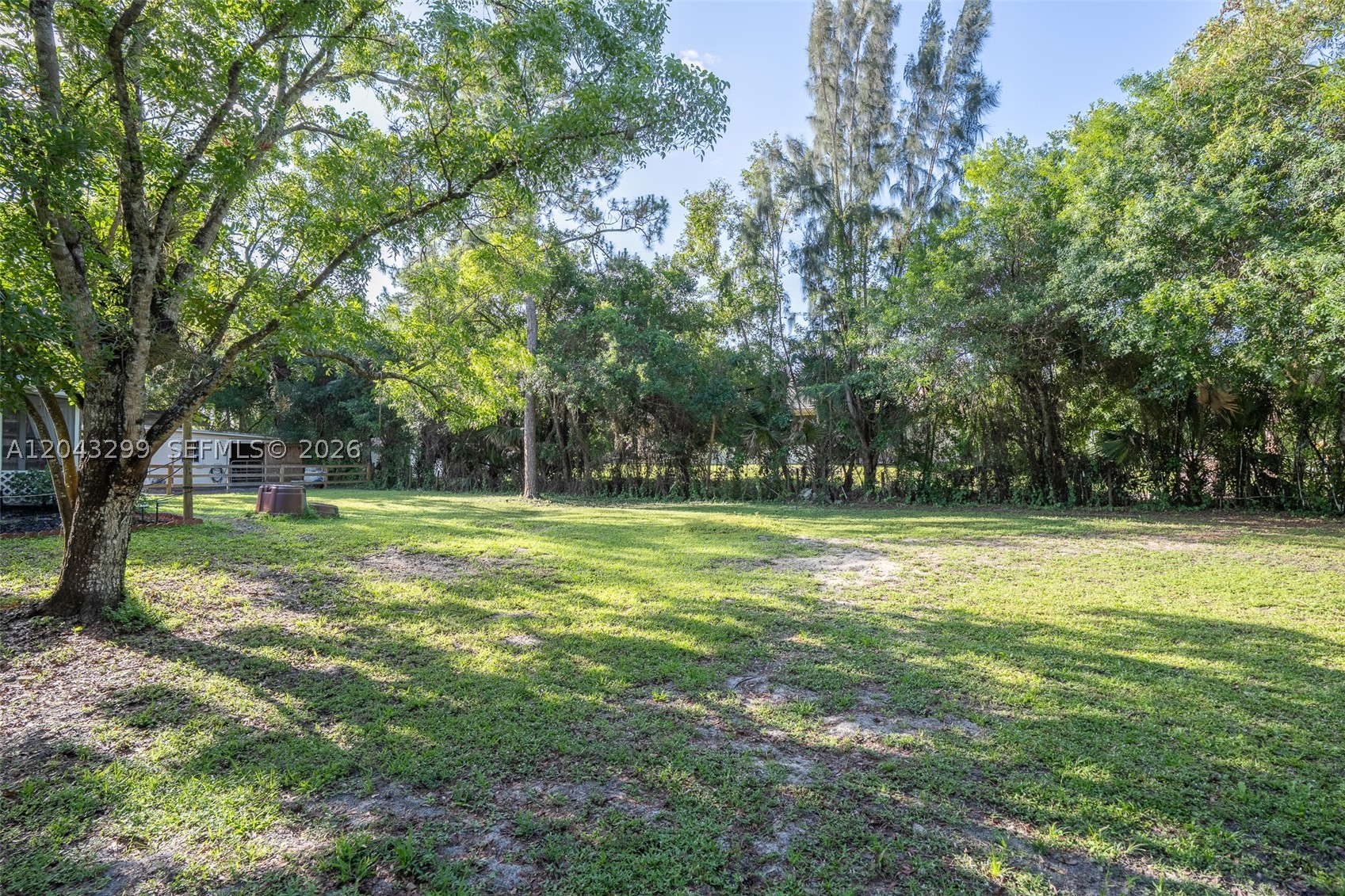 LOXAHATCHEE GROVES - Residential