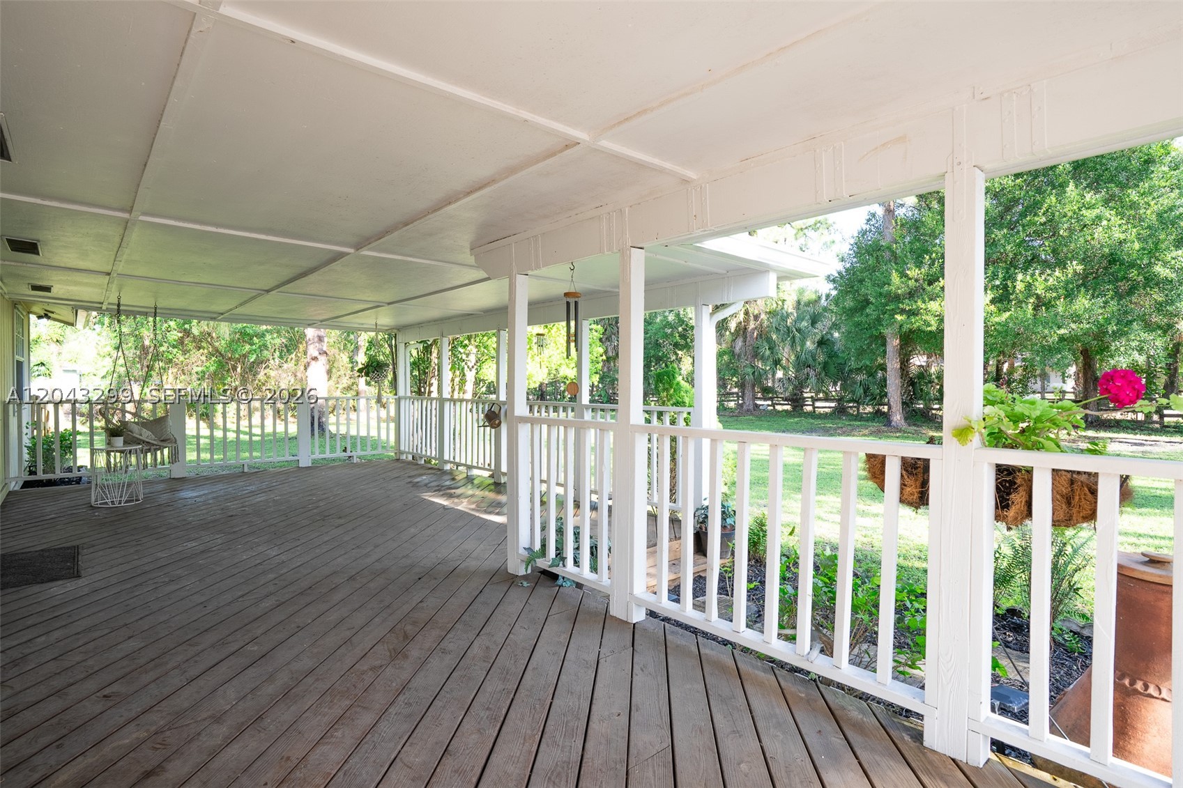 LOXAHATCHEE GROVES - Residential