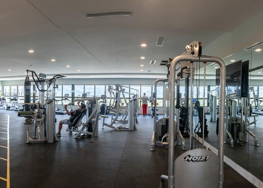ADAGIO AT CENTRAL PARK CO - Residential Lease
