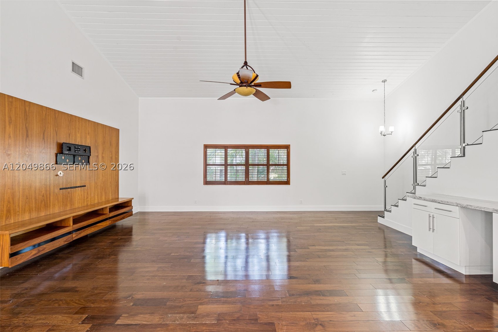 HOLLYWOOD - Residential