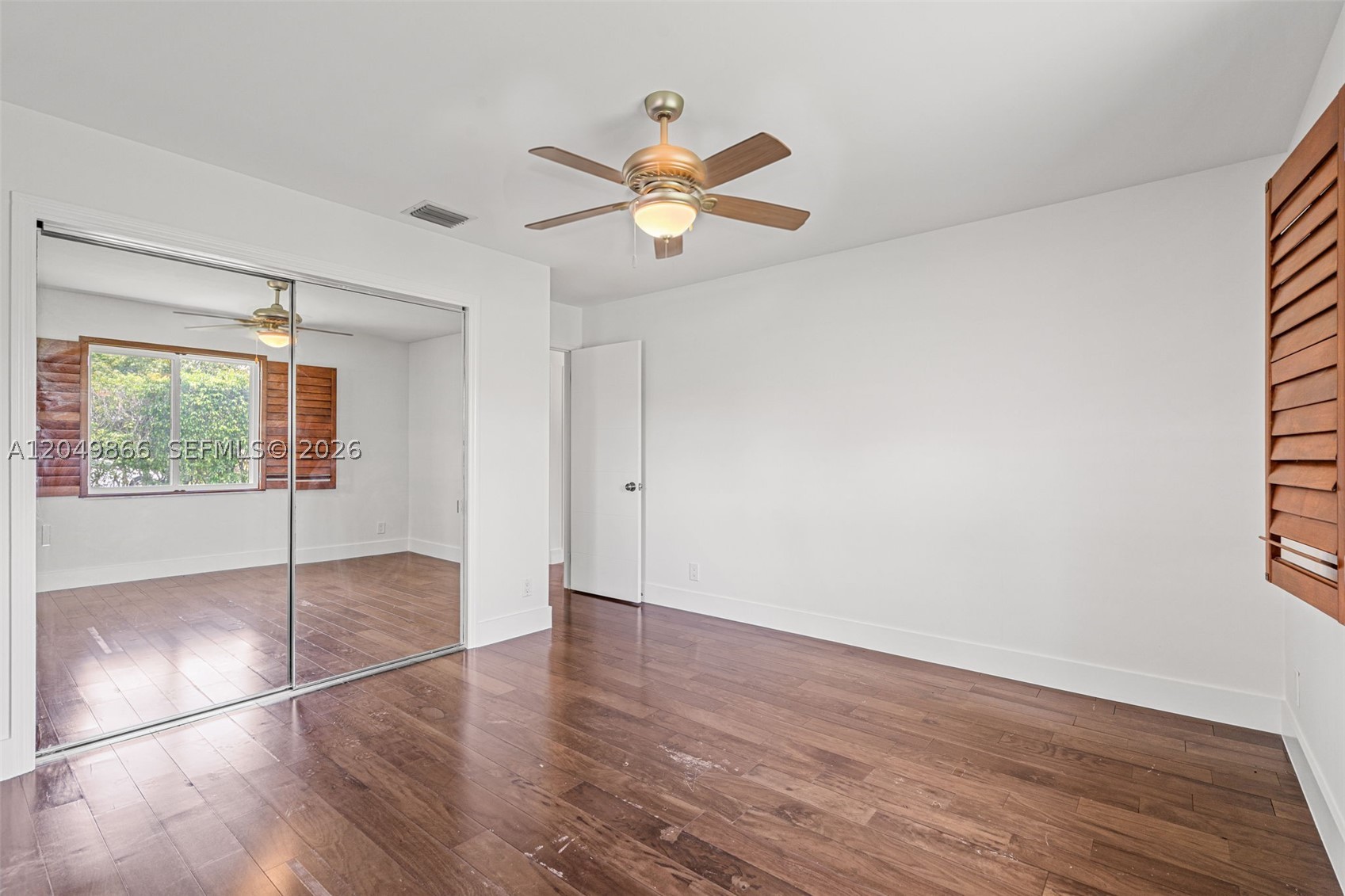 HOLLYWOOD - Residential