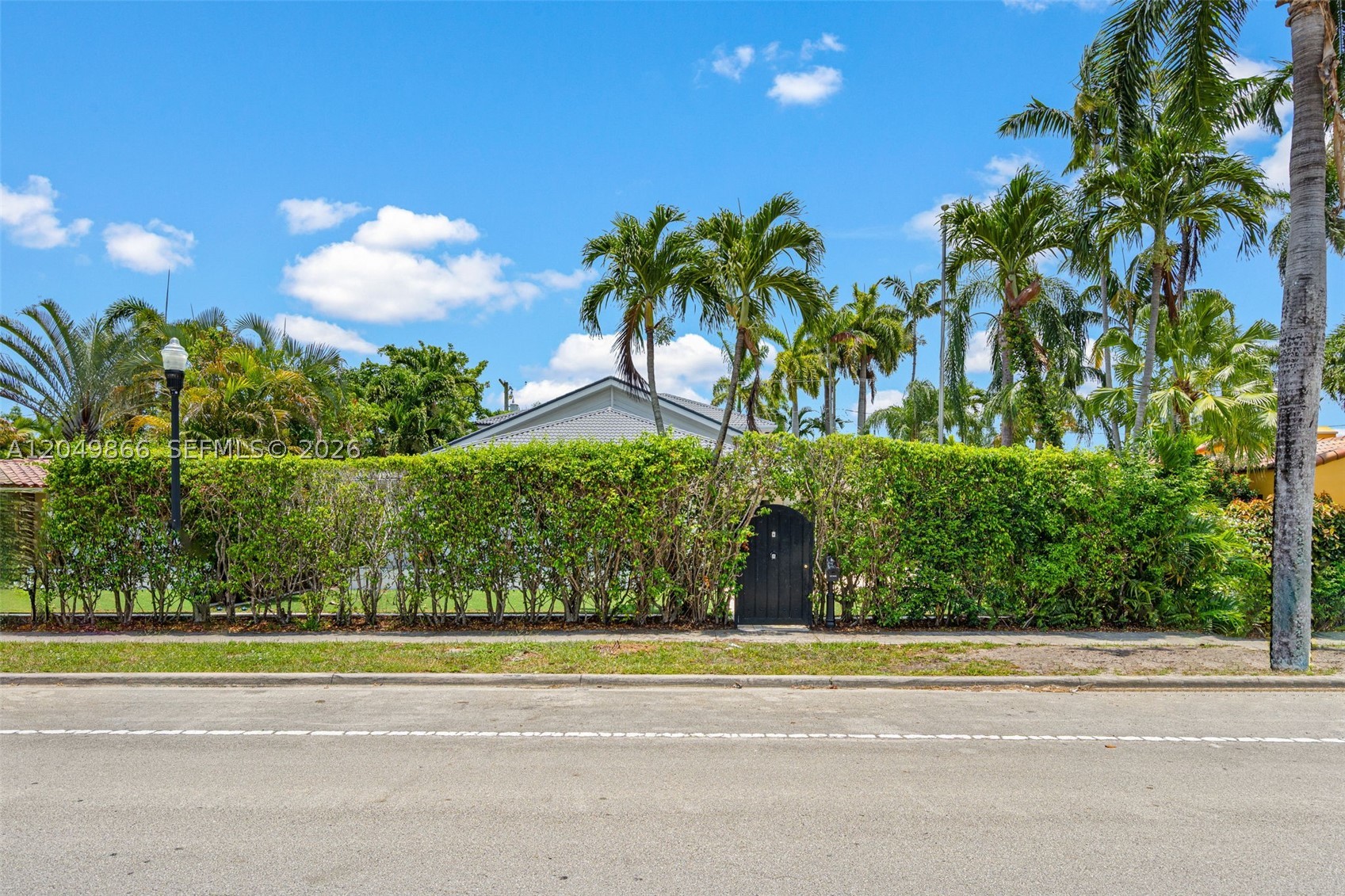HOLLYWOOD - Residential