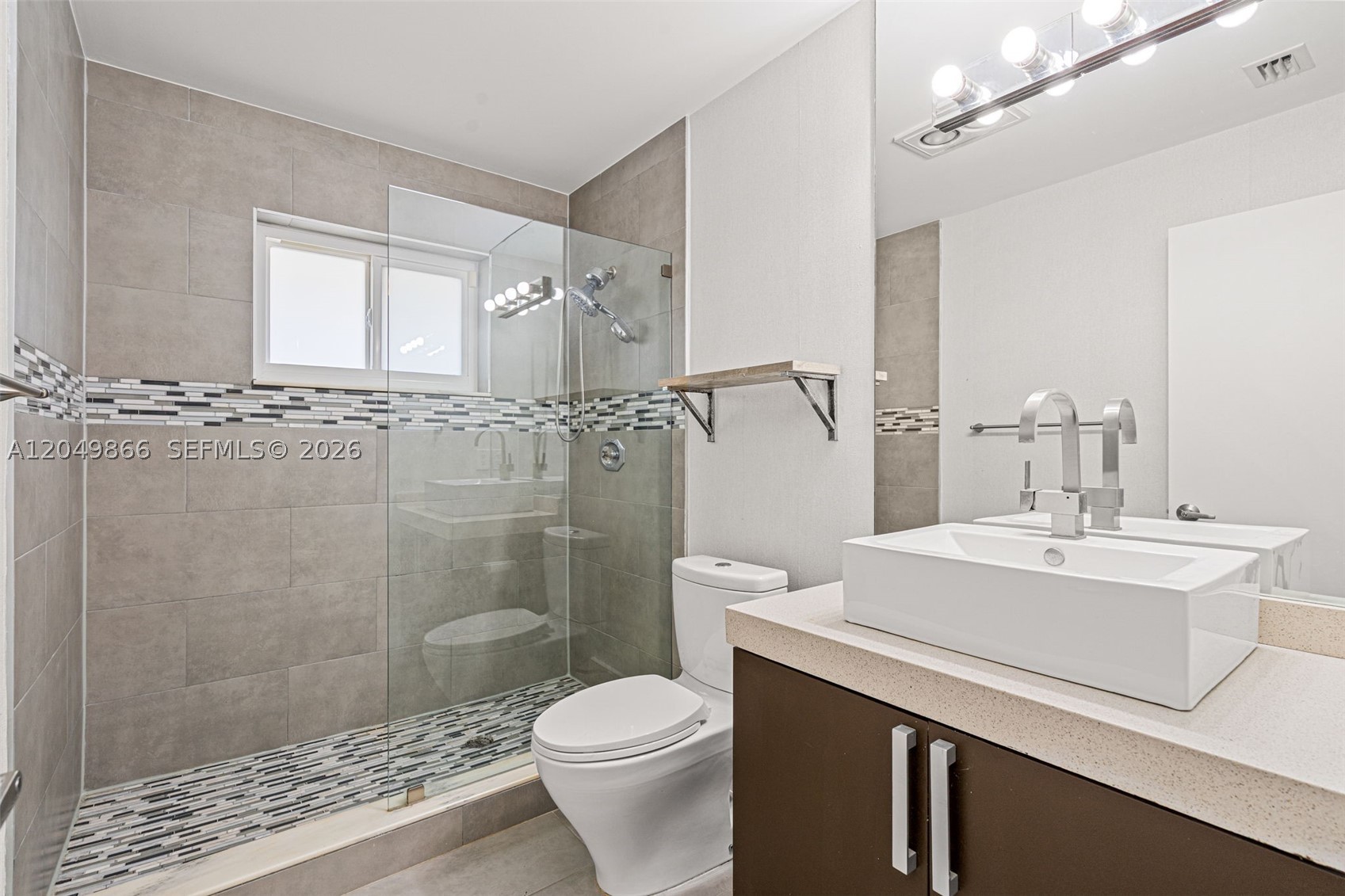 HOLLYWOOD - Residential