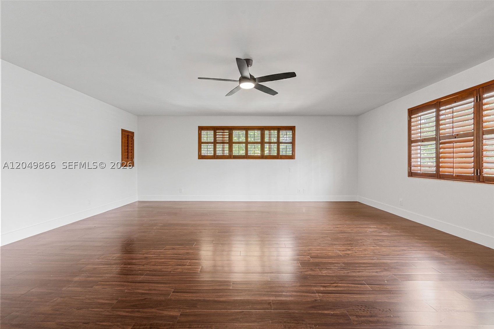 HOLLYWOOD - Residential