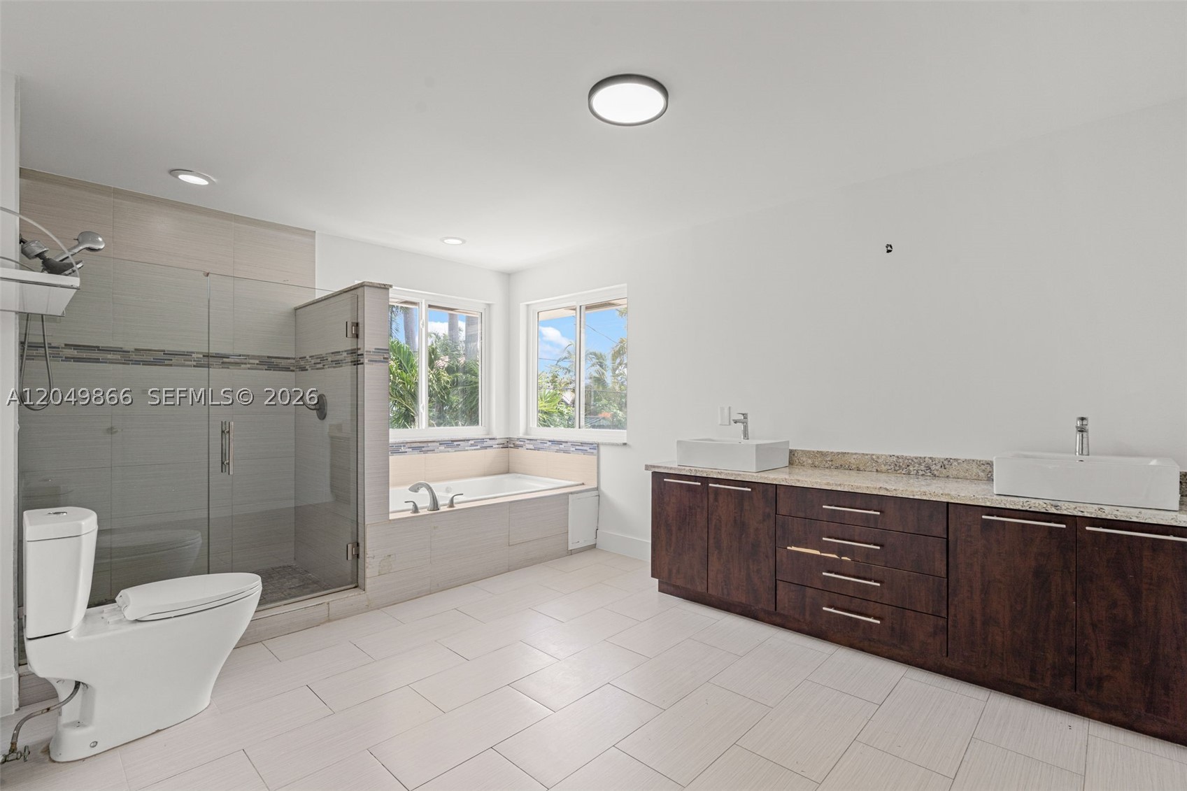 HOLLYWOOD - Residential
