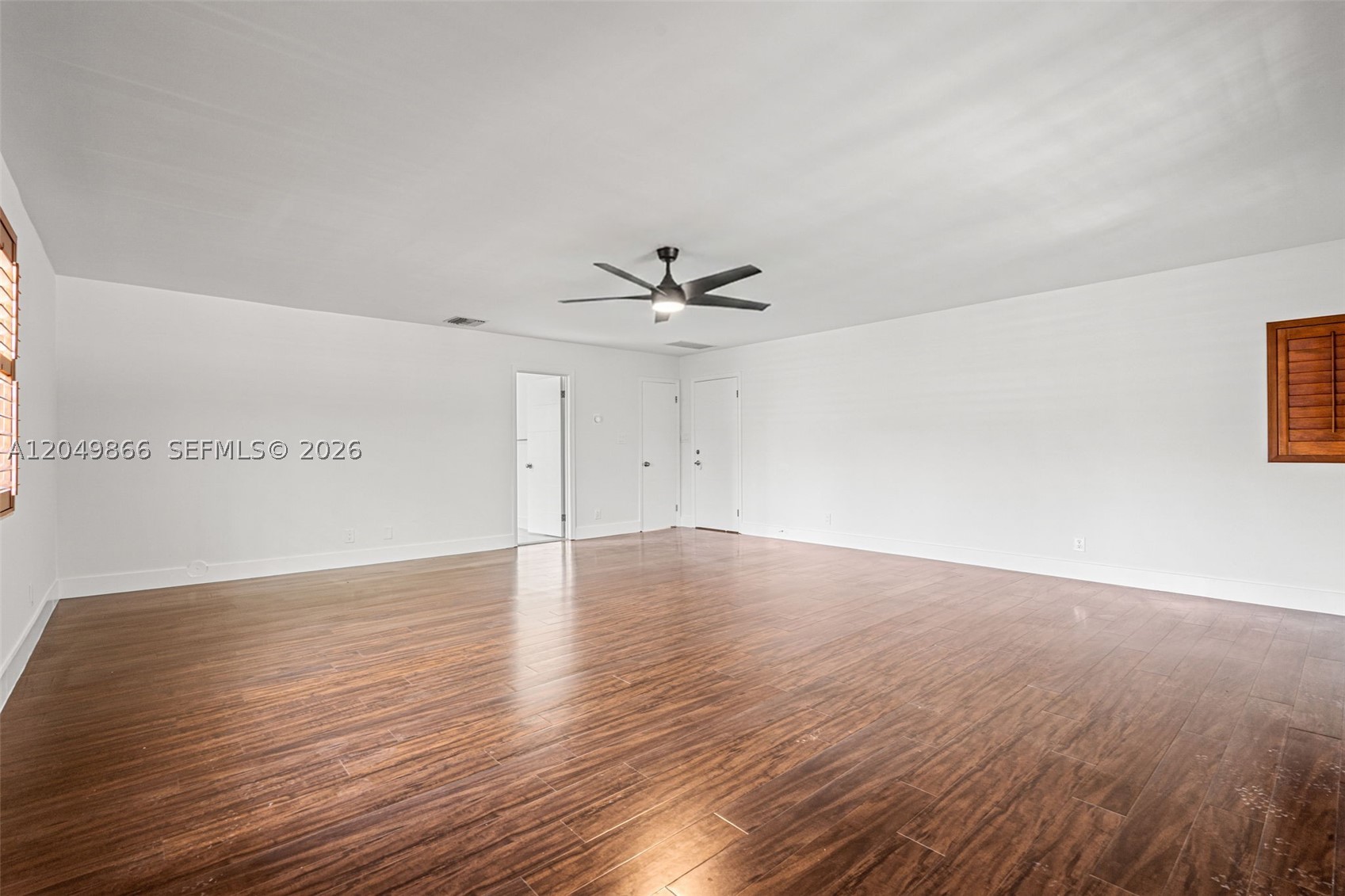 HOLLYWOOD - Residential