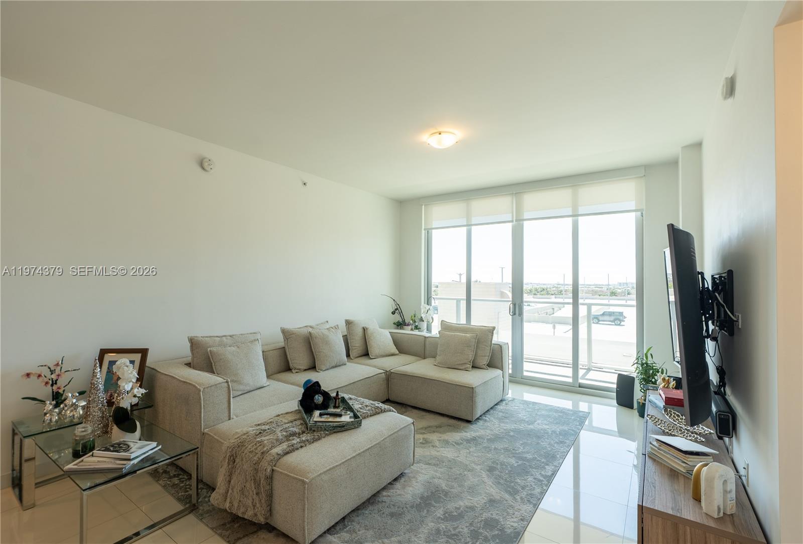 GRAND BAY COMMONS SOUTH - Residential