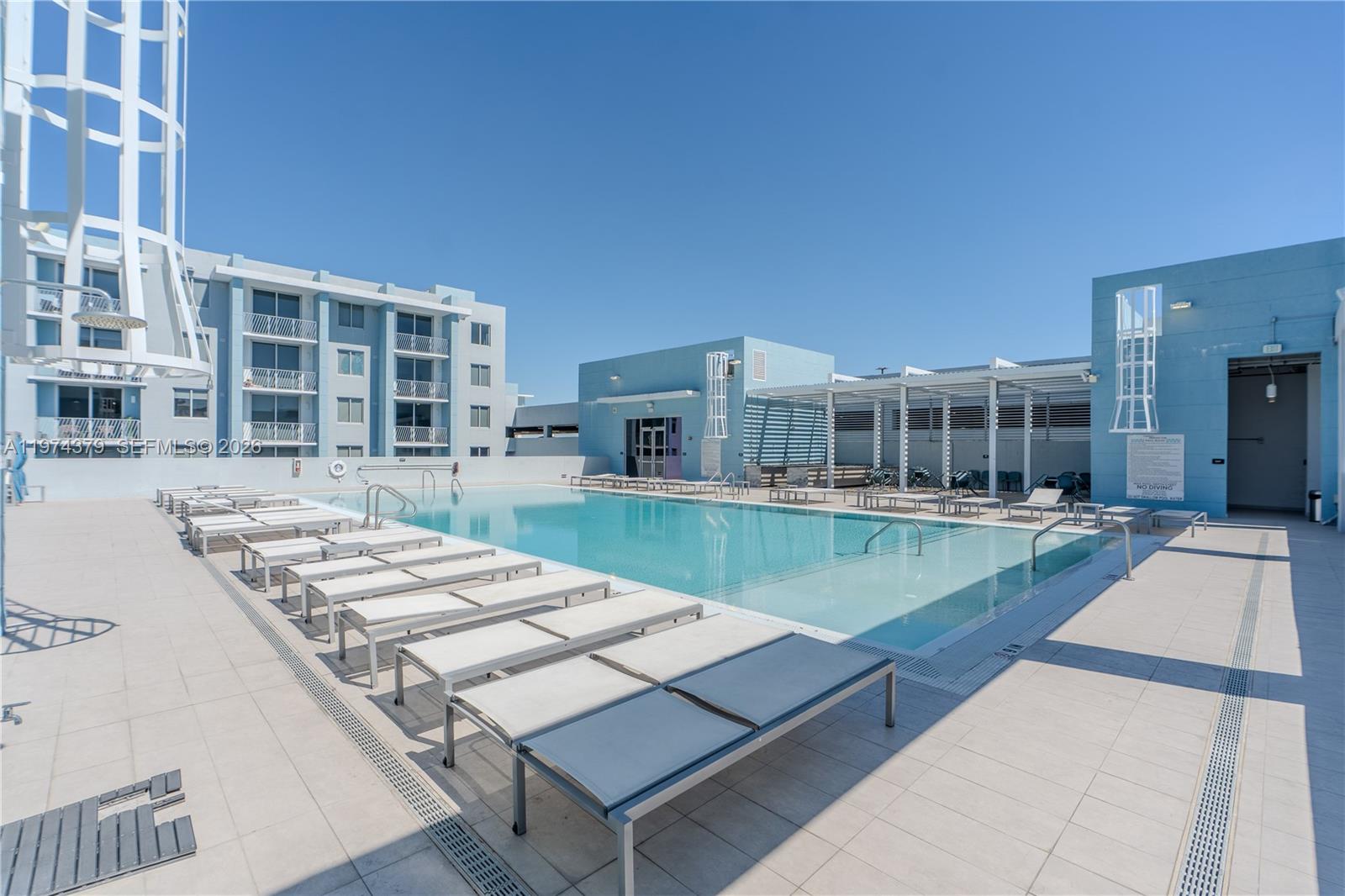 GRAND BAY COMMONS SOUTH - Residential