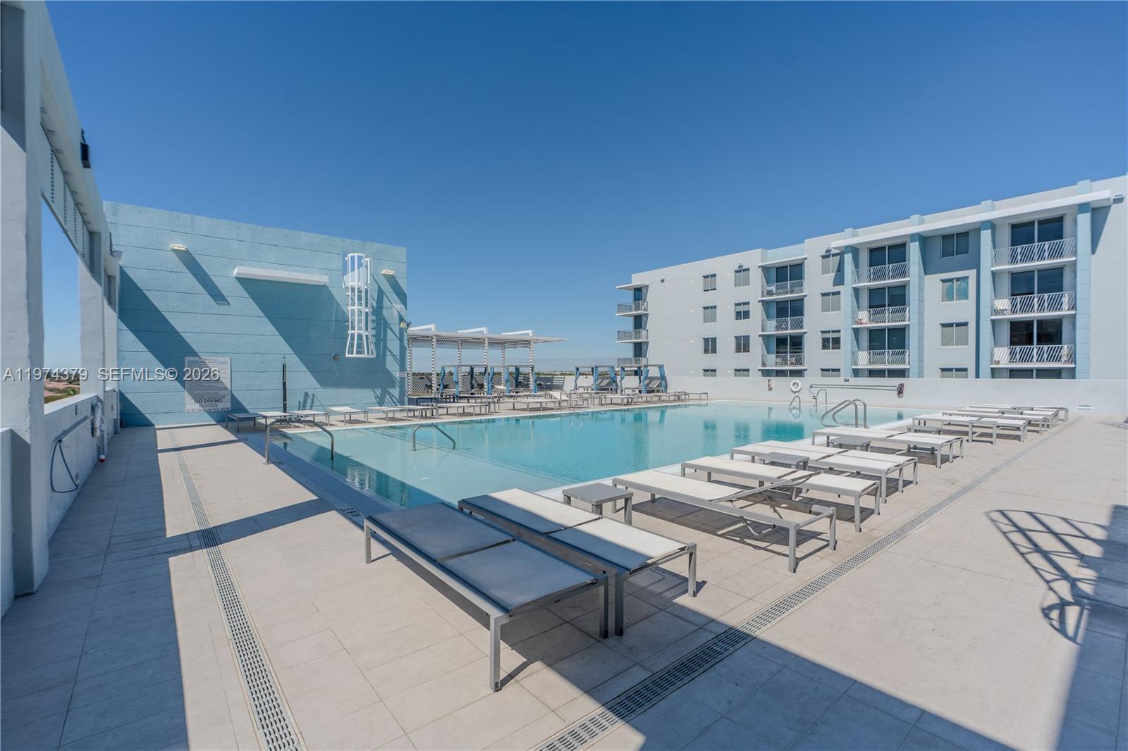 GRAND BAY COMMONS SOUTH - Residential