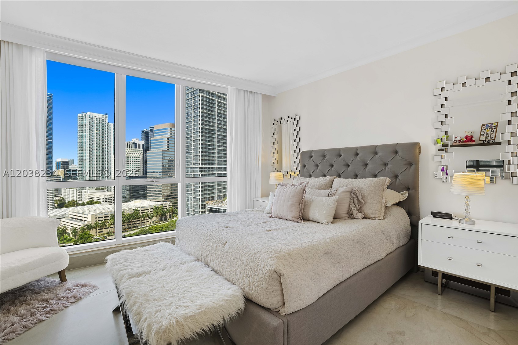 CARBONELL CONDO - Residential
