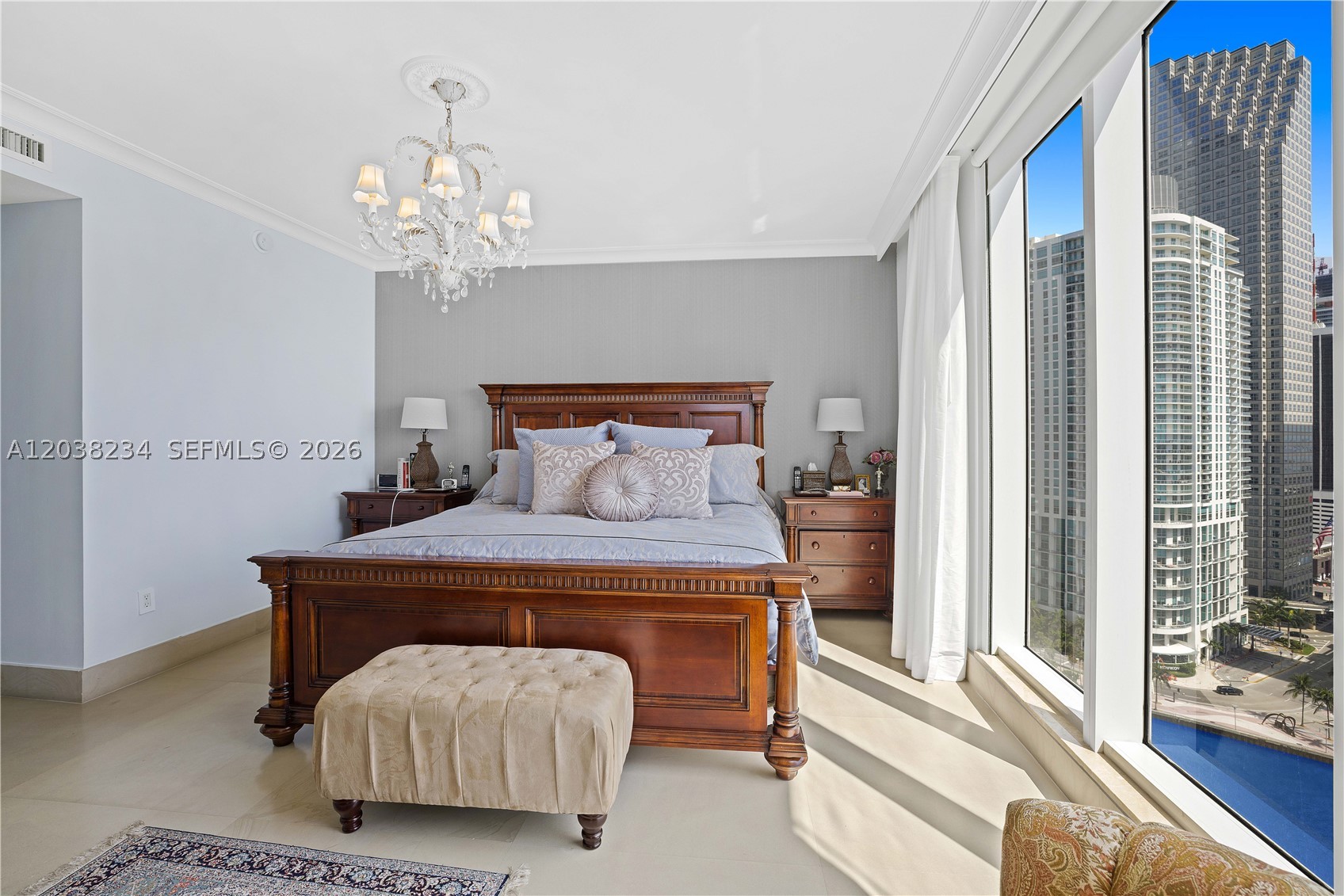 CARBONELL CONDO - Residential