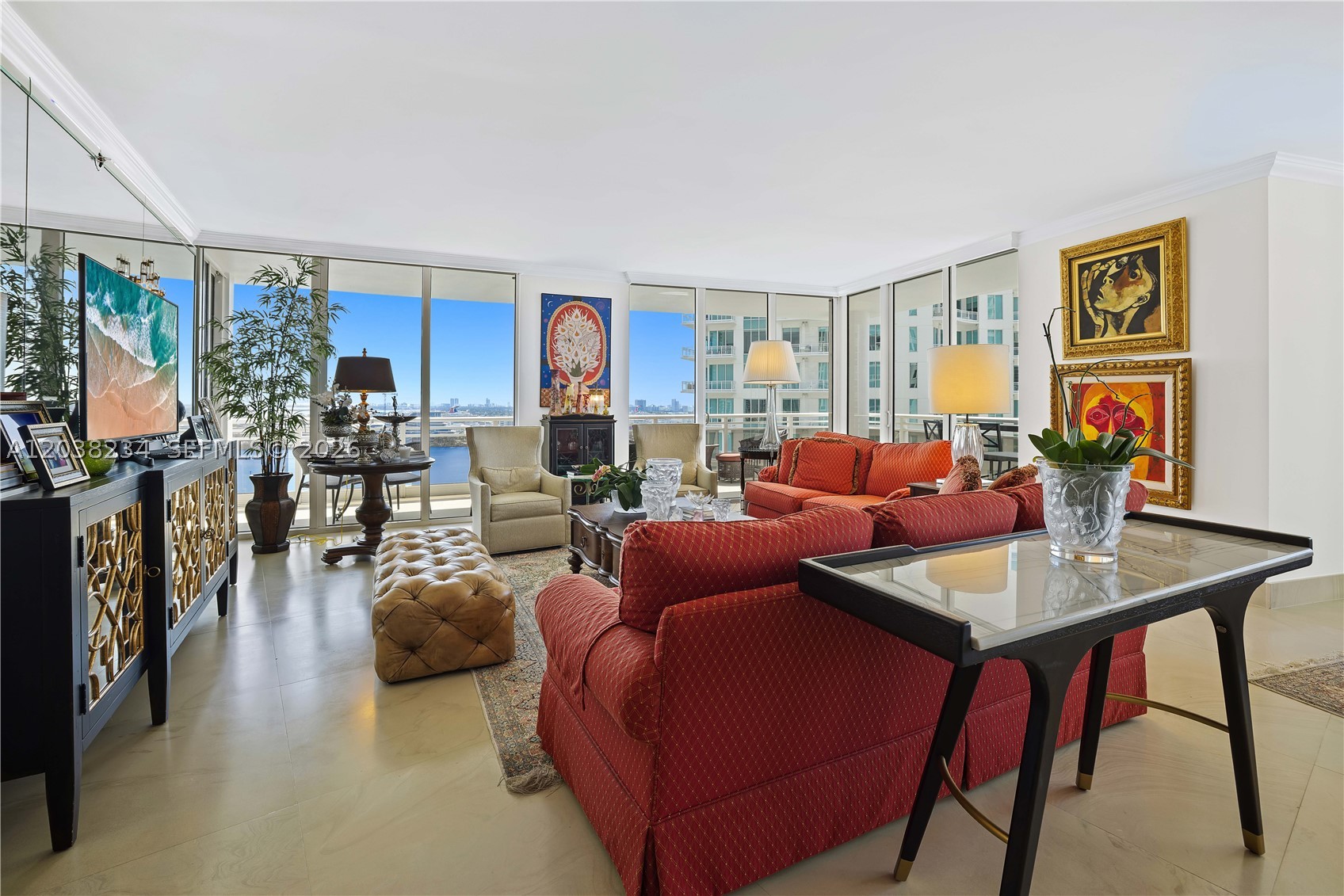 CARBONELL CONDO - Residential