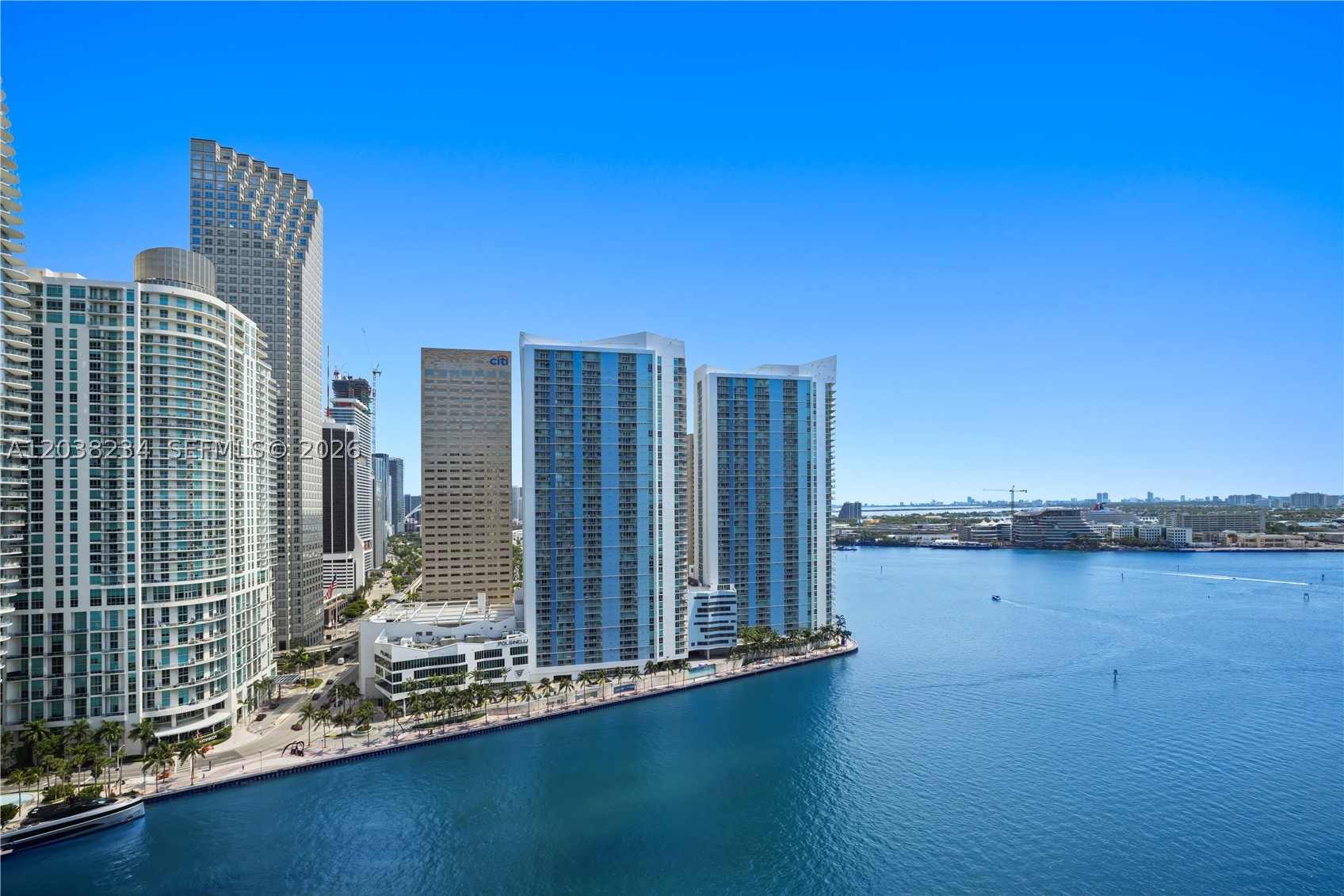CARBONELL CONDO - Residential