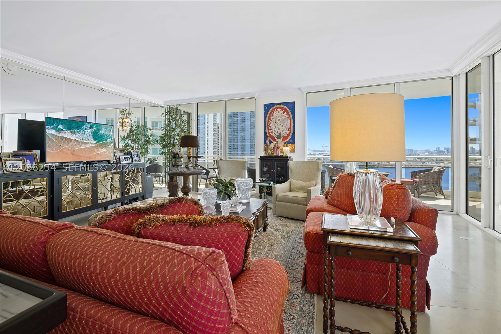 CARBONELL CONDO - Residential