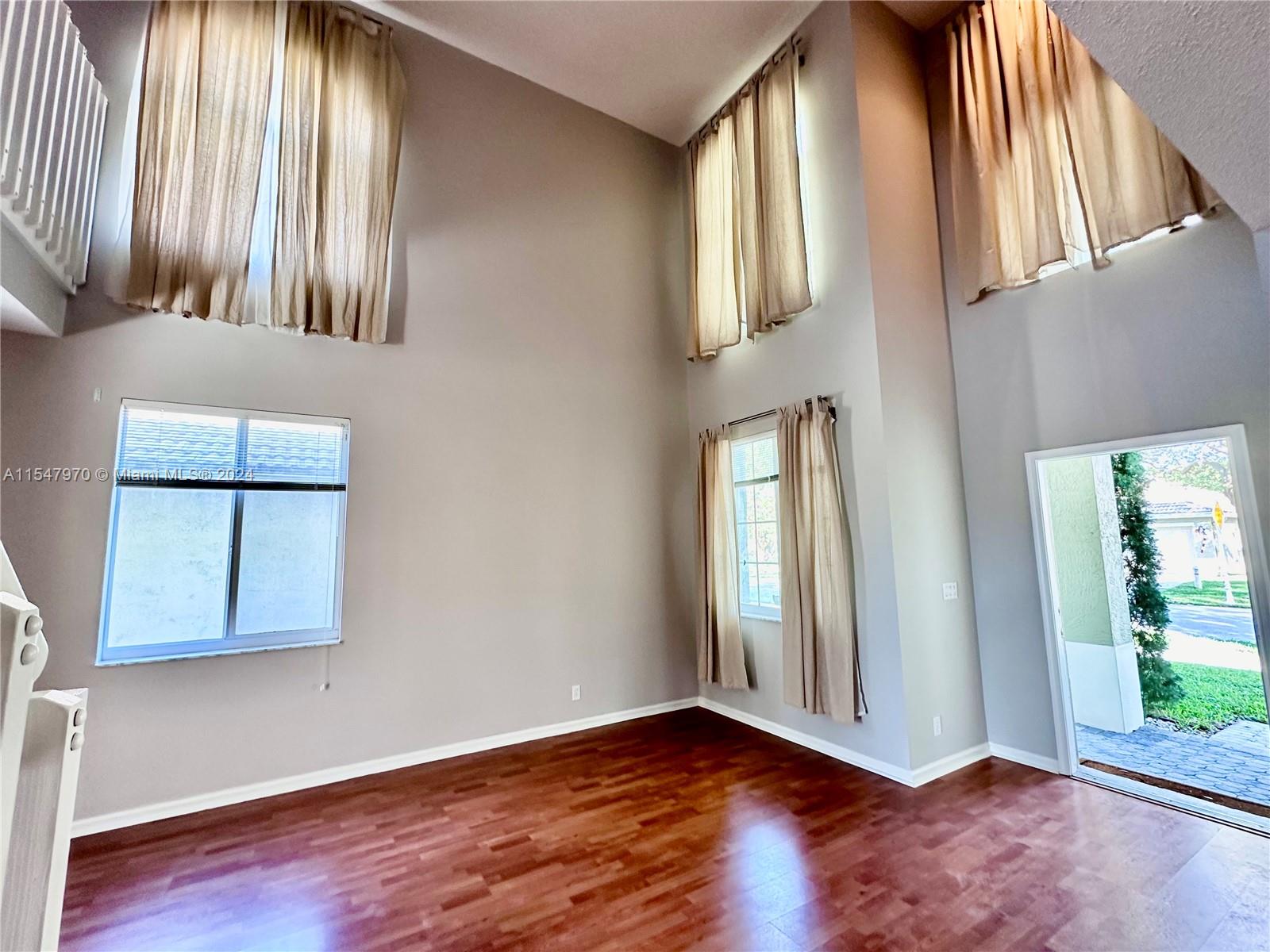 REGENCY LAKES AT COCONUT - Residential Lease