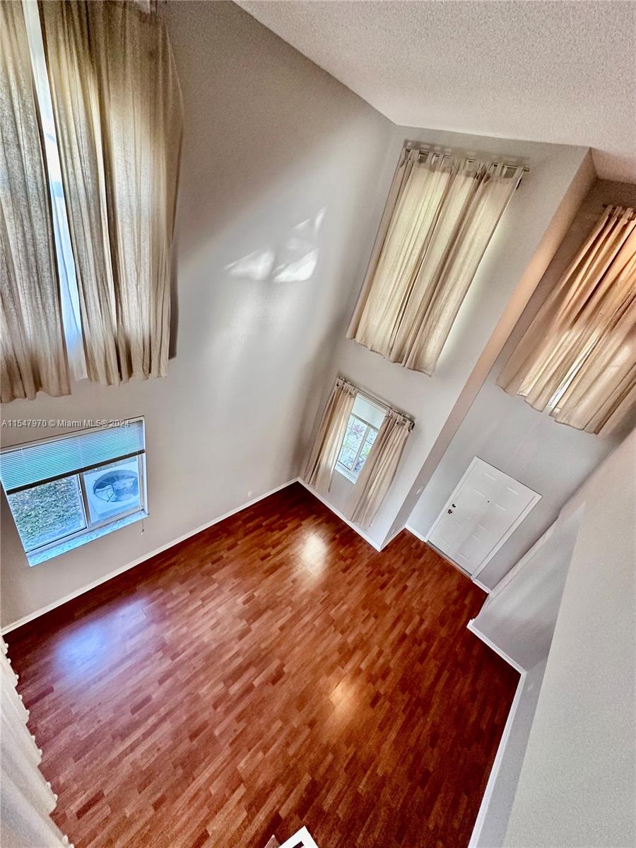 REGENCY LAKES AT COCONUT - Residential Lease