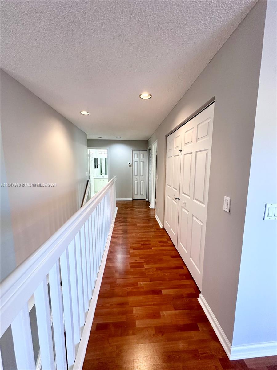 REGENCY LAKES AT COCONUT - Residential Lease