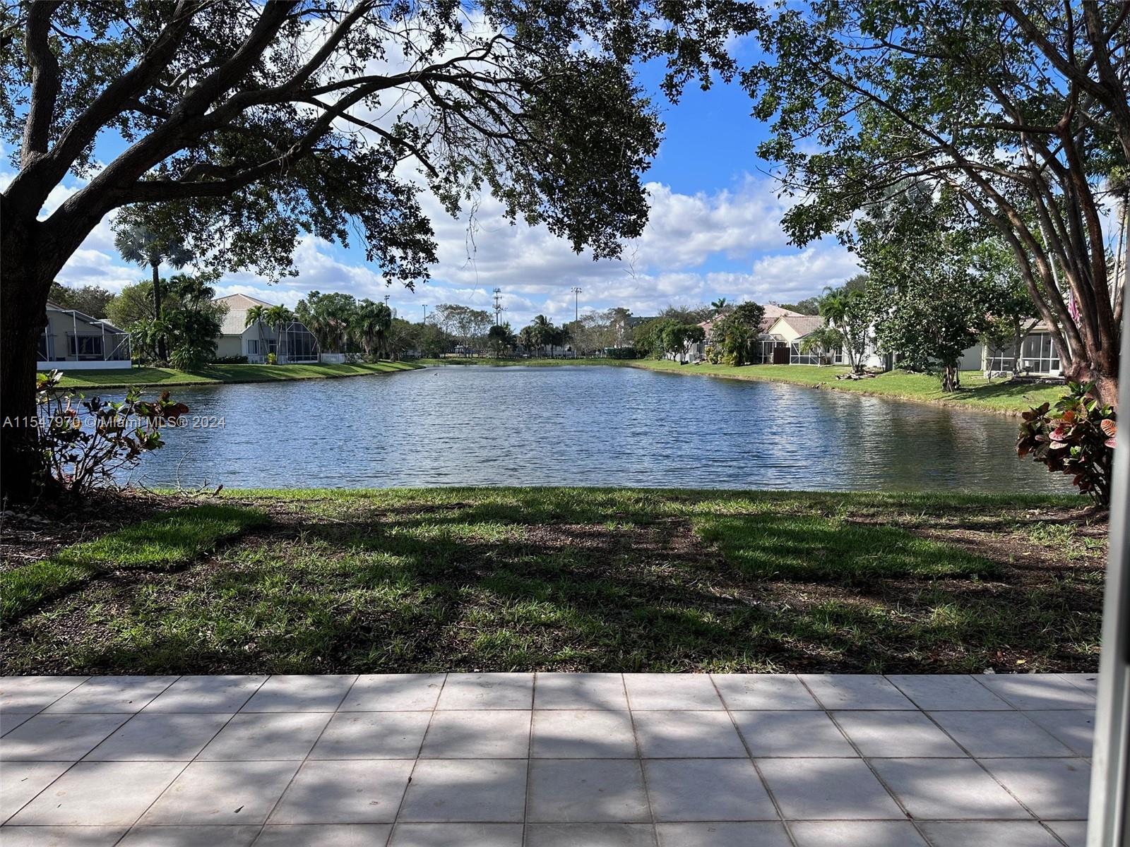 REGENCY LAKES AT COCONUT - Residential Lease