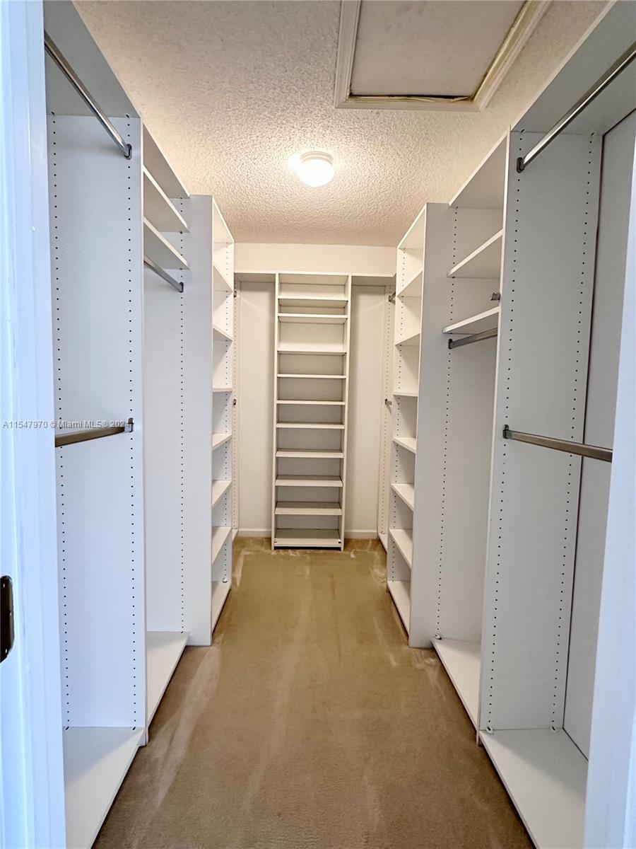 REGENCY LAKES AT COCONUT - Residential Lease