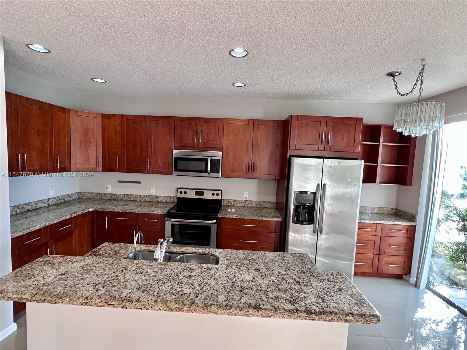 REGENCY LAKES AT COCONUT - Residential Lease