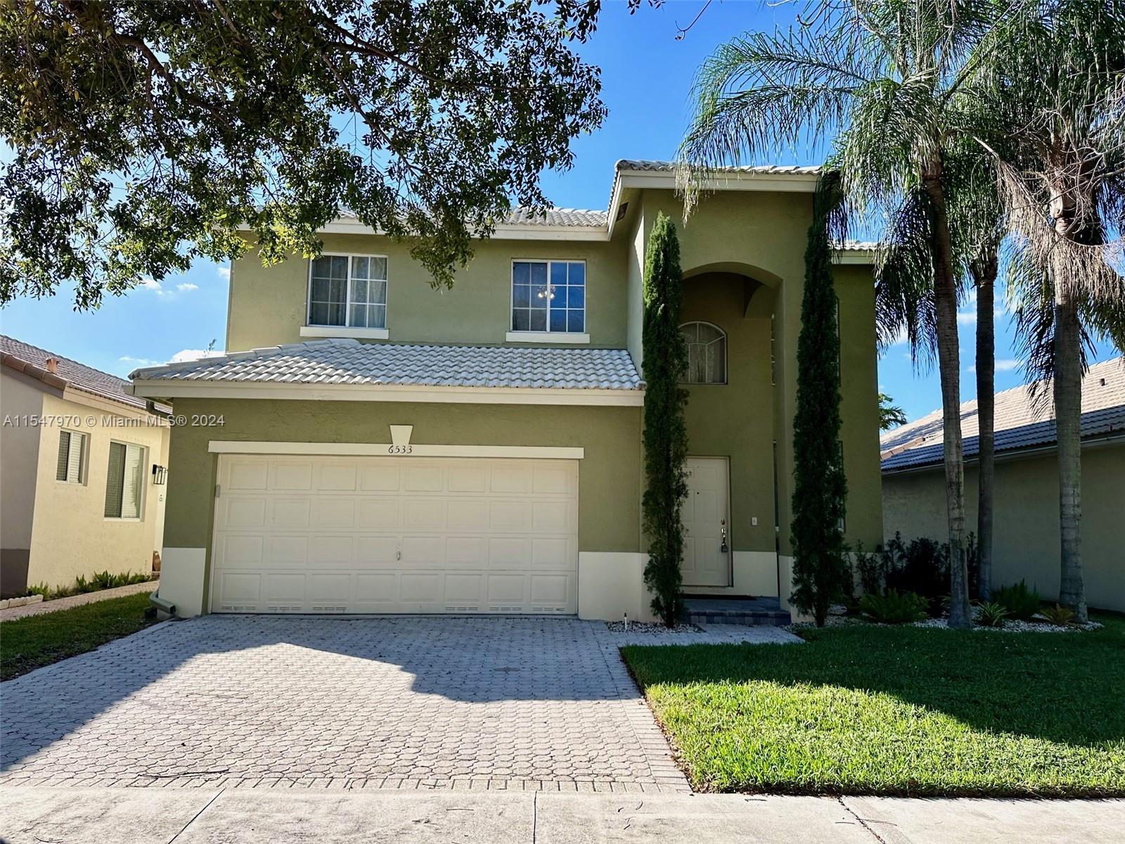 REGENCY LAKES AT COCONUT - Residential Lease