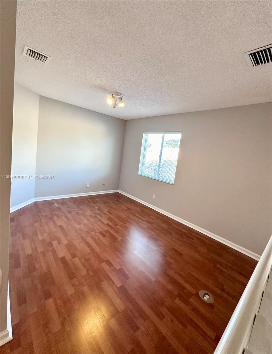 REGENCY LAKES AT COCONUT - Residential Lease