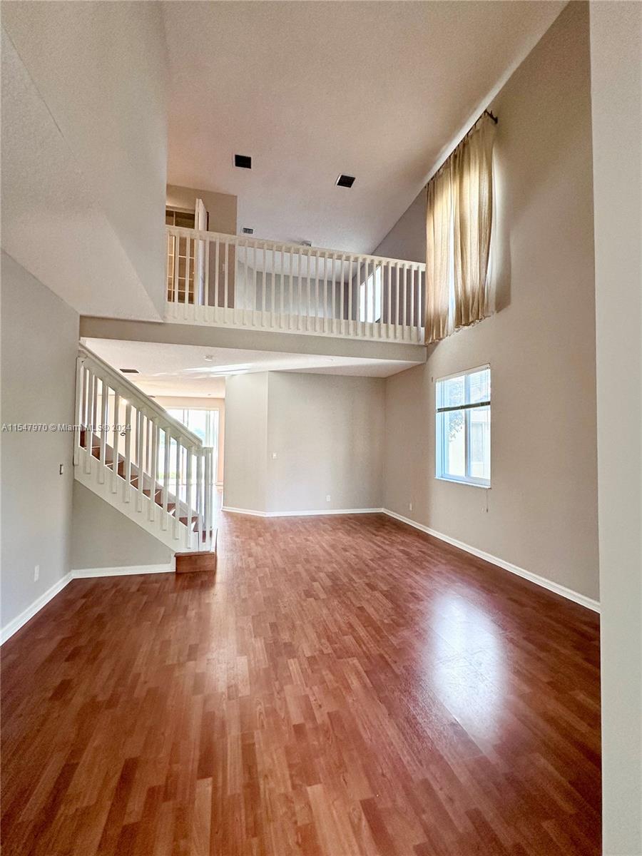 REGENCY LAKES AT COCONUT - Residential Lease