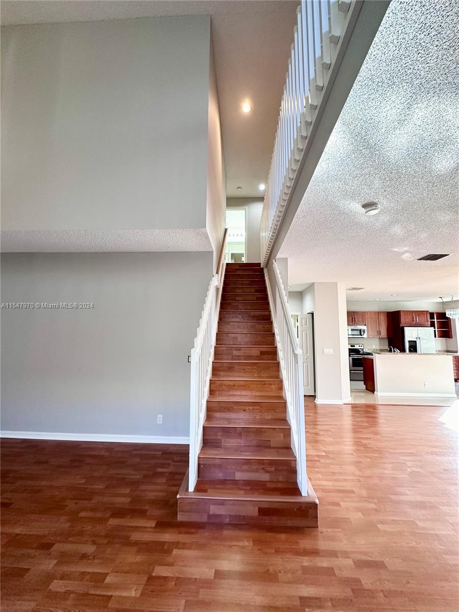 REGENCY LAKES AT COCONUT - Residential Lease