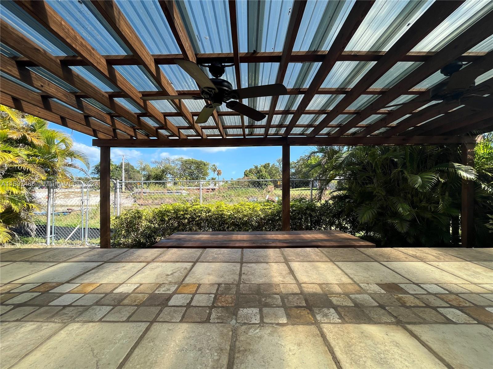 CUTLER CREEK WEST - Residential Lease