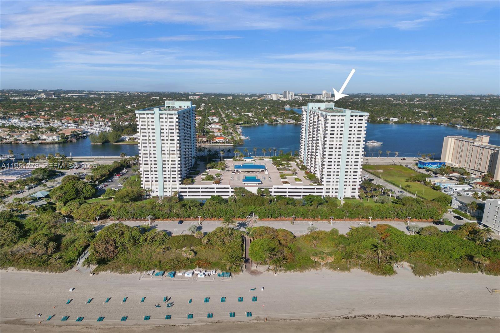 SUMMIT CONDO - Residential