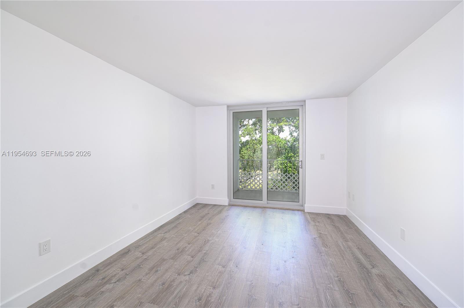NIRVANA CONDO NO FIVE CON - Residential