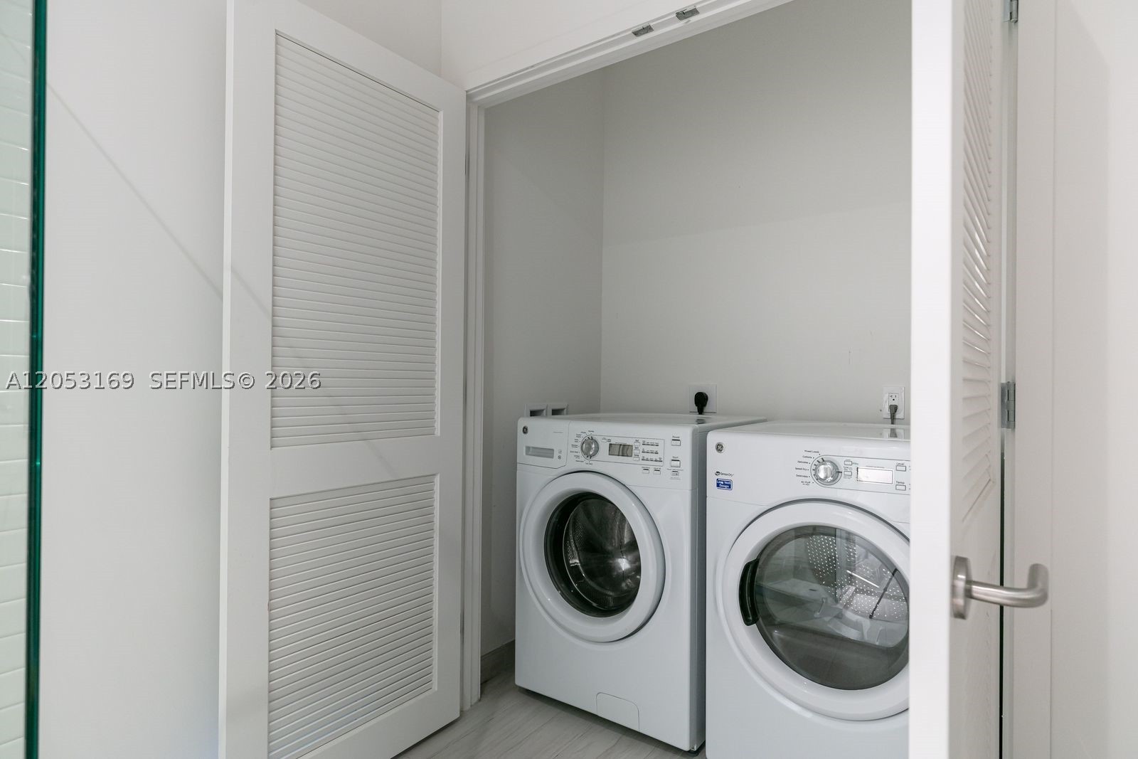 4010 SOUTH OCEAN CONDO - Residential